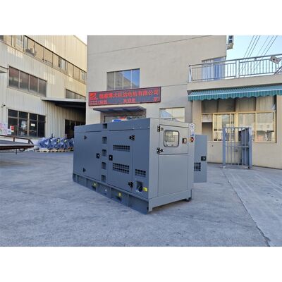 Zeer kosteneffectieve 720kW SDEC stille dieselgenerator 900KVA Aggregaat CE-goedgekeurd, rechtstreeks van de fabriek Laag brandstofverbruik